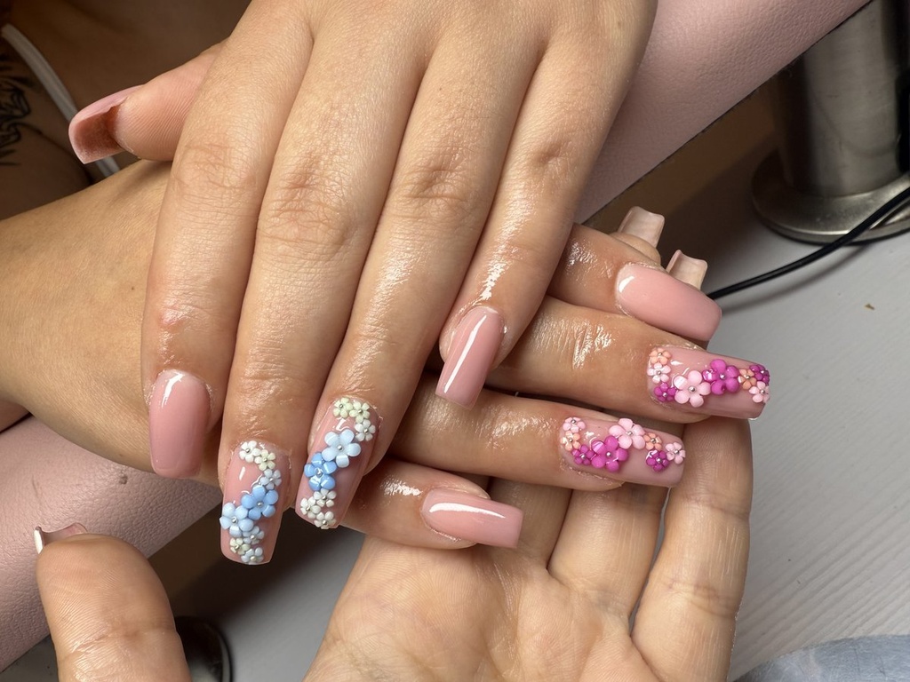 Eweis Ilham munkája 9