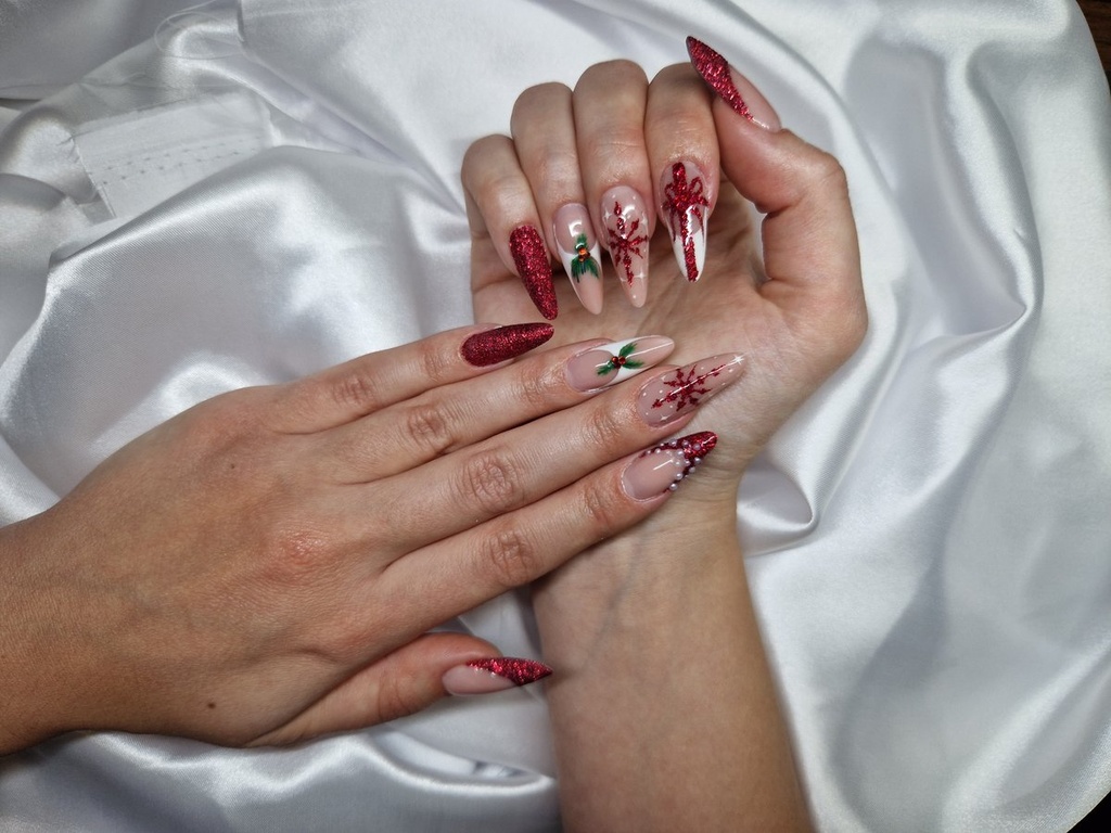 Oláh Flóra munkája 5