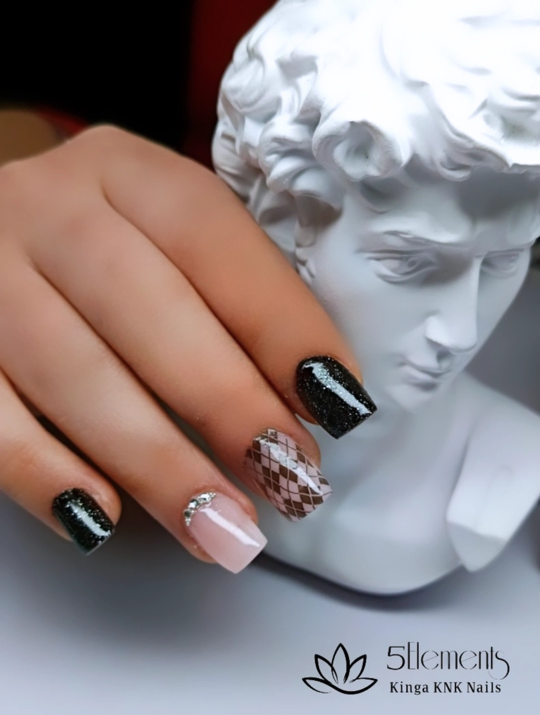 Kinga "Knk" Nails munkája 3