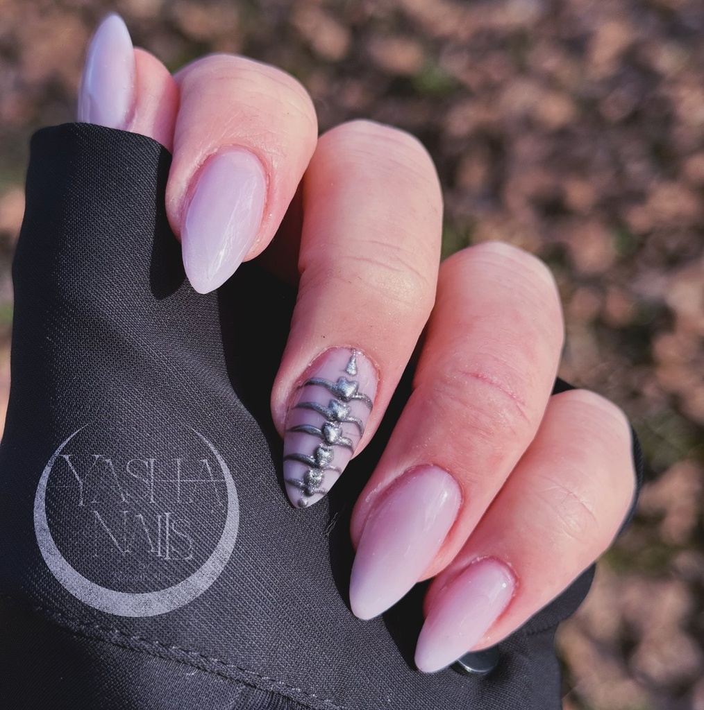 Alina Németh munkája 2