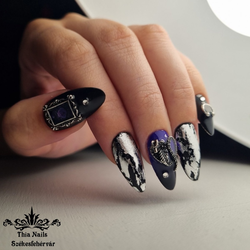 Komenda Cintia Thia munkája 7