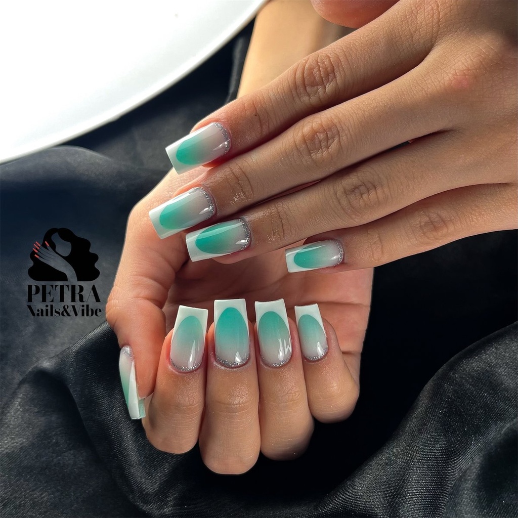 Petra Nails&Vibe munkája 3