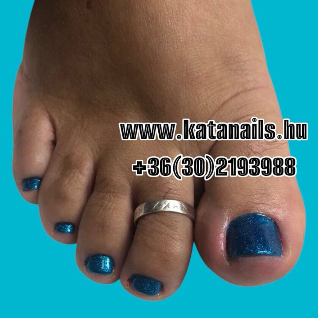 Kata Nails & Pedicure SPA Center Sárvár - Professzionális lábápolás  munkája 4